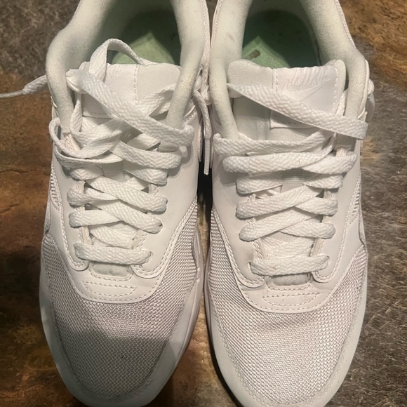 Nike White Athletic Shoes - Picture 4 of 4